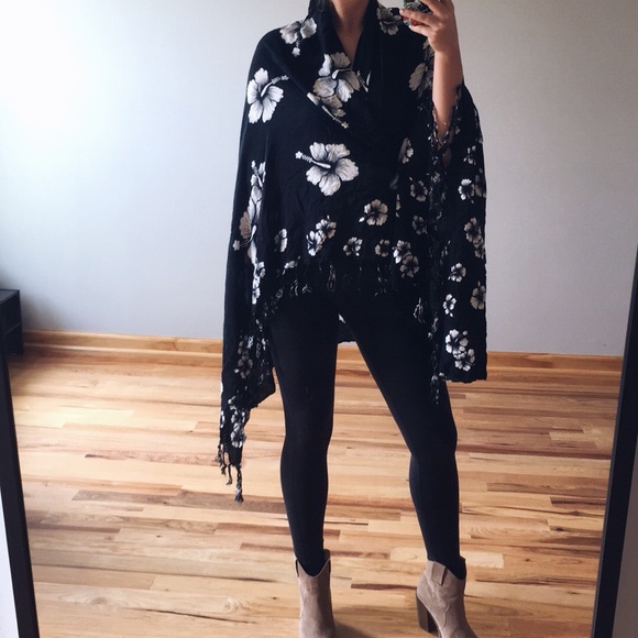 Accessories - wrap scarf